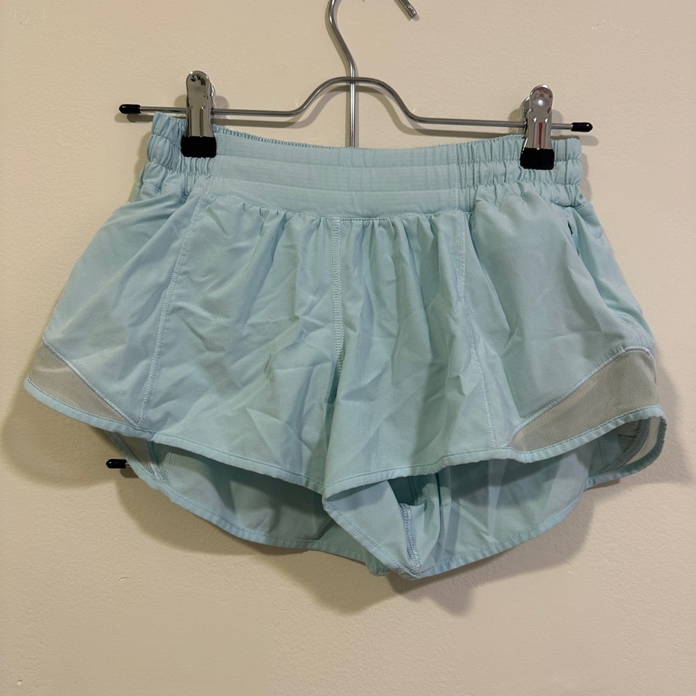 Light Blue Lululemon Hotty Hot Shorts II *2.5” - Size 4